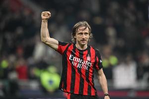 米体：魔笛将与阿莫林沟通后做出最终抉择，拉比奥是米兰非卖品