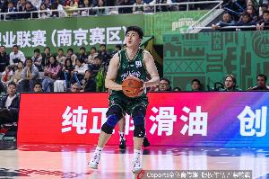 直播吧：同曦球员赵柏清决定前往日本联赛打球一个赛季
